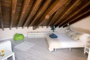 Holidays2Malaga City Center Apartments 3*, Malaga