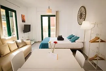 Hotel Holidays2Malaga City Center Apartments